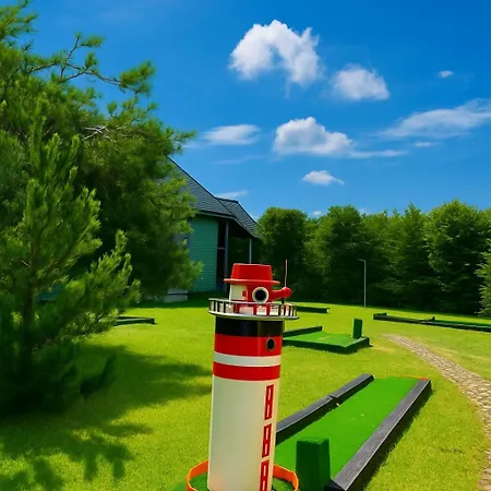 Czteroosobowy Honoratka Z Placem Do Mini Golfa Privat bolig